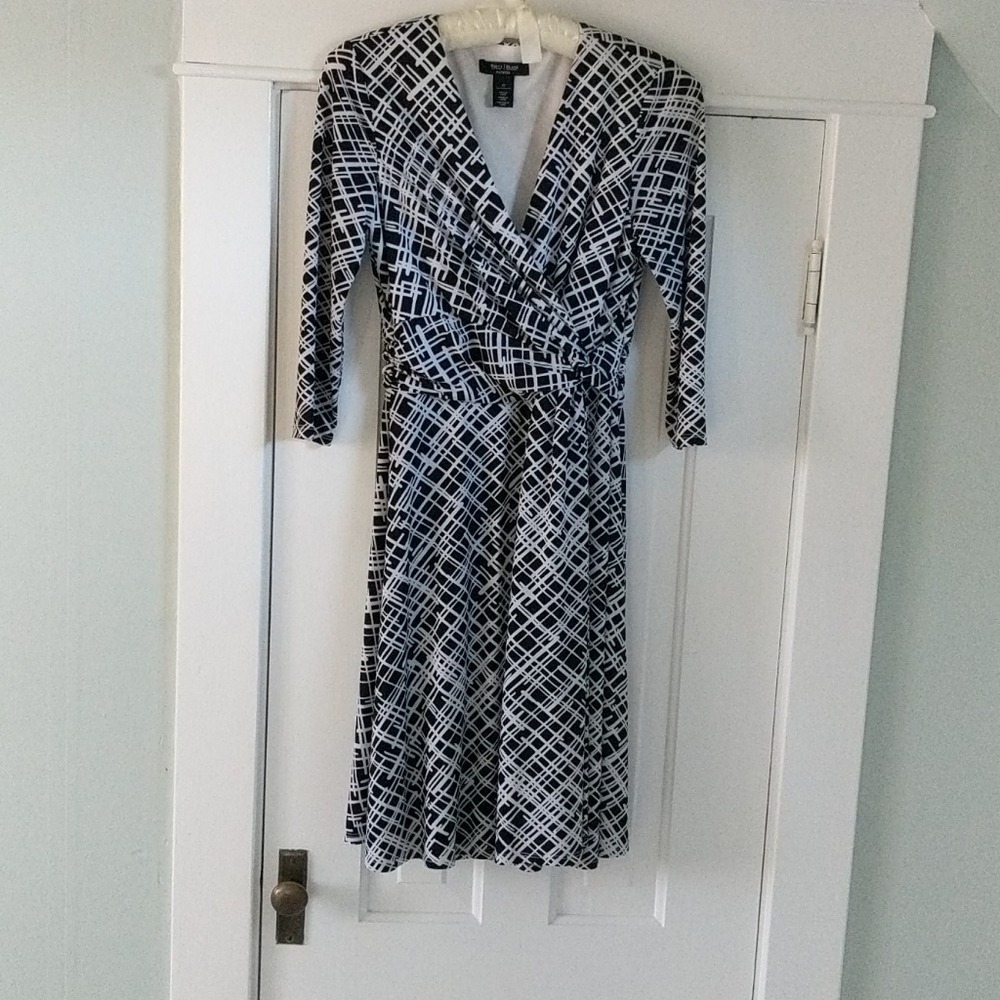 WHBM black and white wrap pull on knit dress